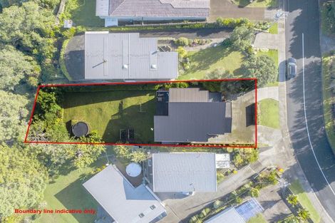 Photo of property in 25 Roberts Road, Matakatia, Whangaparaoa, 0930