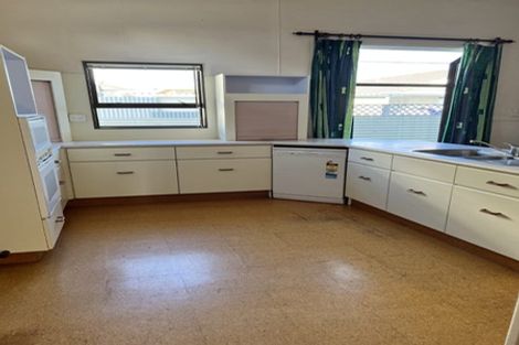 Photo of property in 31 Meeanee Quay, Westshore, Napier, 4110