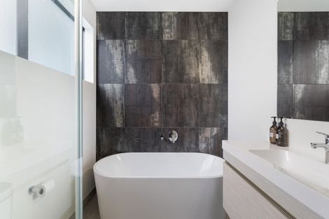 Photo of property in 24 Orford Drive, Jacks Point, Queenstown, 9371