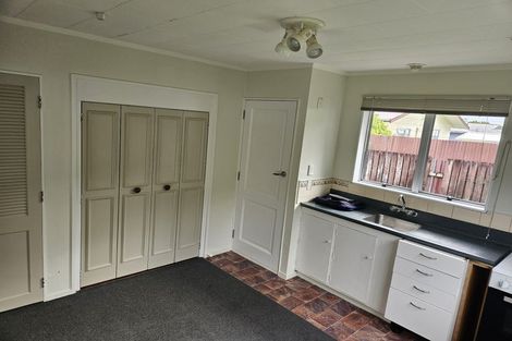 Photo of property in 1/51 Hartford Crescent, Totara Park, Upper Hutt, 5018