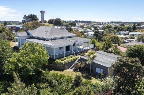 Photo of property in 10 Howe Street, Foxton, 4814