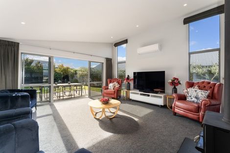 Photo of property in 16 Red Setter Grove, Nukuhau, Taupo, 3330