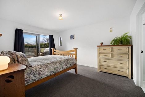 Photo of property in 14 Orbell Drive, Lake Hayes, Queenstown, 9304