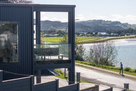 Photo of property in 2a Marine Parade, Raglan, 3225