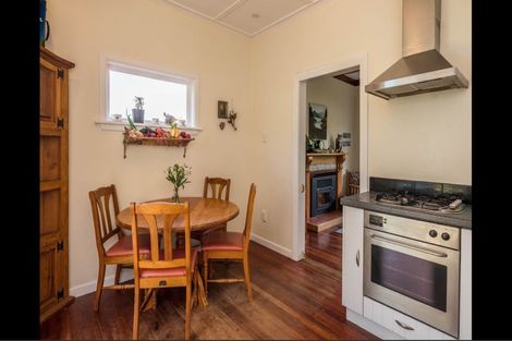 Photo of property in 175 Houghton Bay Road, Houghton Bay, Wellington, 6023