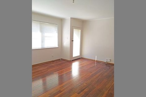 Photo of property in 2/10 Shirley Road, Grey Lynn, Auckland, 1021