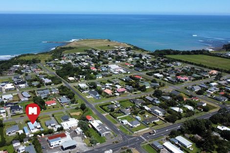 Photo of property in 53 Domett Street, Opunake, 4616