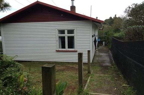 Photo of property in 6a Ballance Street, Lower Vogeltown, New Plymouth, 4310