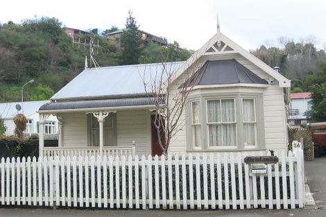 Photo of property in 24 Main Street, Hospital Hill, Napier, 4110