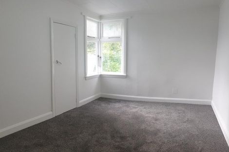 Photo of property in 115-117 Shakespeare Road, Bluff Hill, Napier, 4110