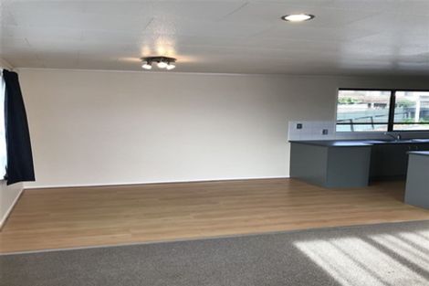 Photo of property in 5 Mataura Place, Clover Park, Auckland, 2019
