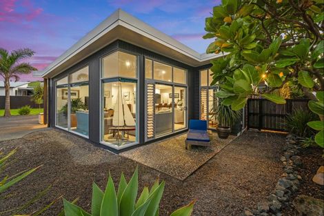 Photo of property in 20 Tohora Crescent, Omaha, Warkworth, 0986