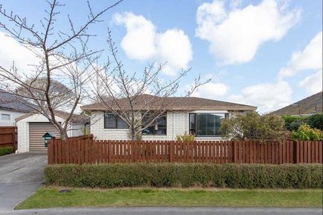 Photo of property in 2/15 Orkney Street, Strowan, Christchurch, 8052