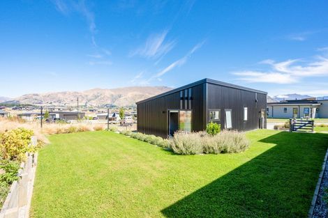 Photo of property in 6 Mills Road, Wanaka, 9305