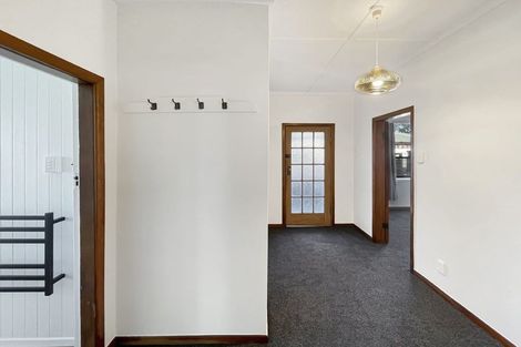 Photo of property in 23 Bulkeley Terrace, New Plymouth, 4310