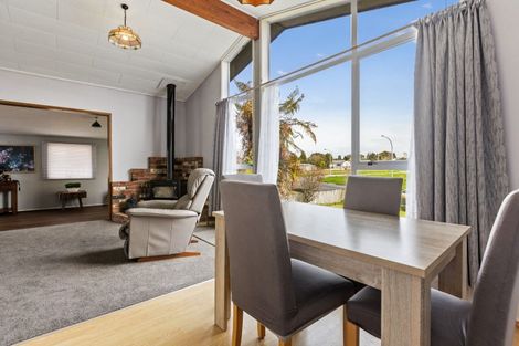 Photo of property in 25 Konini Street, Inglewood, 4330