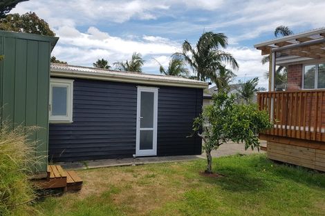 Photo of property in 4/109 Shakespeare Road, Milford, Auckland, 0620