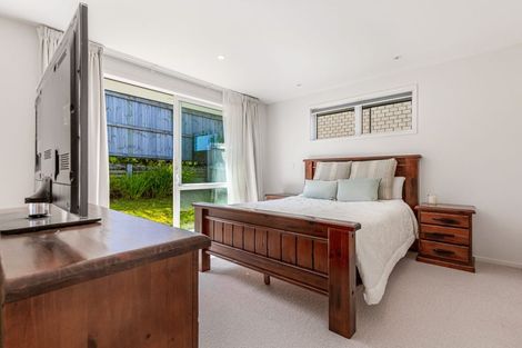 Photo of property in 36 Accolage Boulevard, Kumeu, 0810