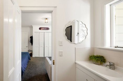 Photo of property in 46 Williams Street, Cambridge, 3434