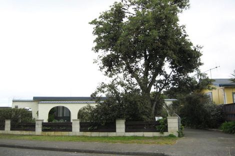 Photo of property in 48 Shrimpton Road, Haumoana, 4102