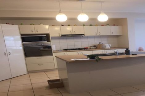 Photo of property in 8 Quarter Deck Lane, Gulf Harbour, Whangaparaoa, 0930