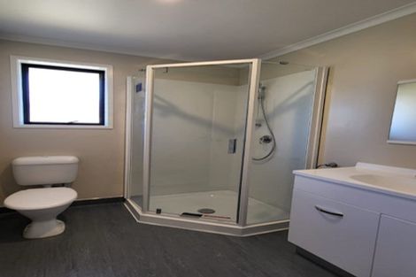 Photo of property in 49 Cyclamen Road, Mangere, Auckland, 2022