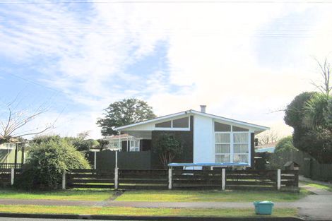 Photo of property in 110 Collins Road, Melville, Hamilton, 3206