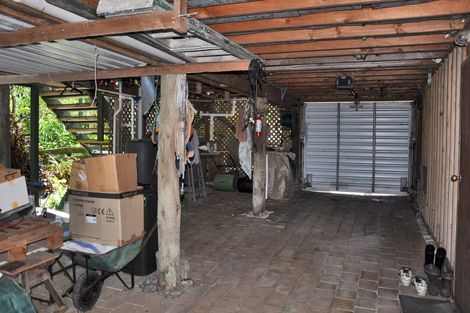 Photo of property in 4 Hillside Crescent, Leigh, 0985