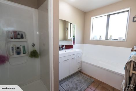 Photo of property in 1/69 Bowenvale Avenue, Cashmere, Christchurch, 8022