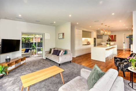 Photo of property in 20 Hampton Place, Burnside, Christchurch, 8053