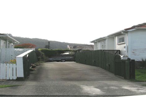 Photo of property in 2/30 Gadsby Street, Avalon, Lower Hutt, 5011