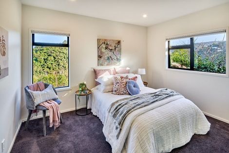 Photo of property in 21 Winchester Street, Kaiwharawhara, Wellington, 6035