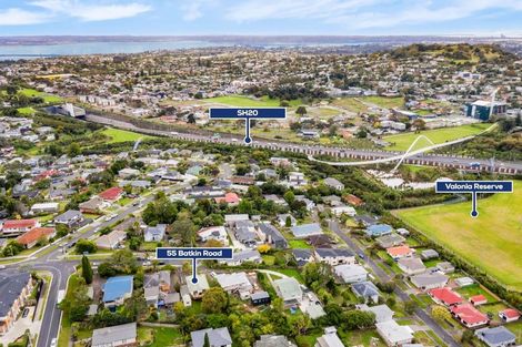 Photo of property in 55 Batkin Road, New Windsor, Auckland, 0600