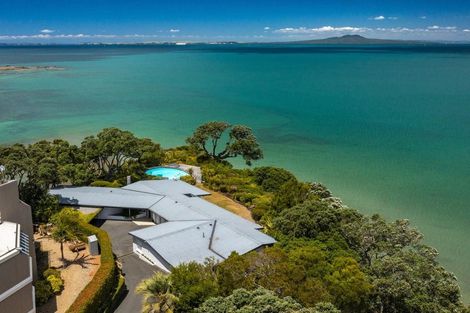 Photo of property in 62 Sharon Road, Waiake, Auckland, 0630