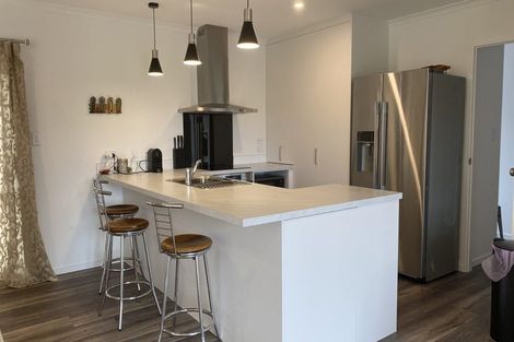 Photo of property in 14 Sandy Place, Waihi Beach, 3611