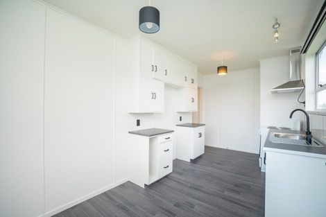 Photo of property in 74 Stillwater Place, Westbrook, Palmerston North, 4412