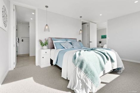 Photo of property in 8 Vazey Way, Hobsonville, Auckland, 0618