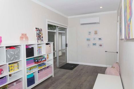 Photo of property in 349 High Street, Dannevirke, 4930