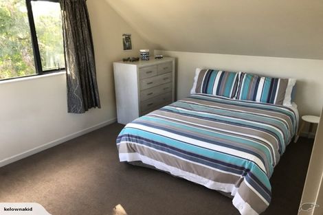 Photo of property in 4a Harding Avenue, Te Atatu South, Auckland, 0610