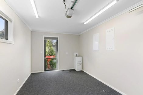 Photo of property in 6b Te Whiti Grove, Waterloo, Lower Hutt, 5011