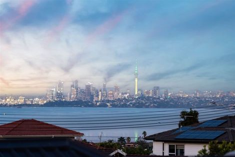 Photo of property in 6/107 Hobsonville Road, West Harbour, Auckland, 0618