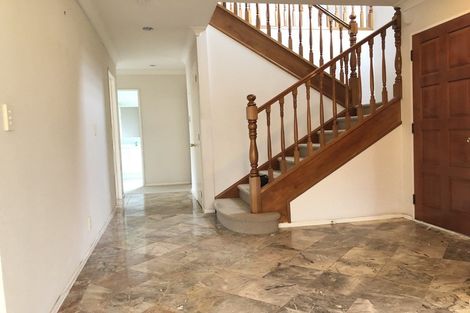 Photo of property in 1 Arrathorne Place, Northpark, Auckland, 2013