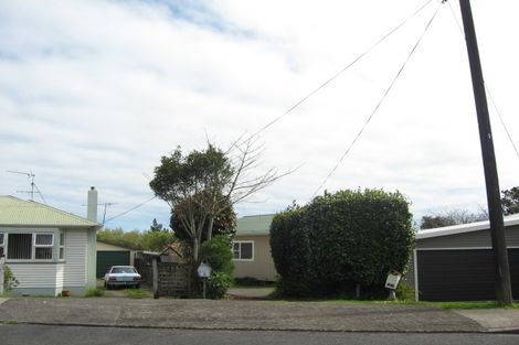 Photo of property in 244 Frankley Road, Frankleigh Park, New Plymouth, 4310