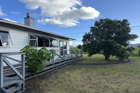 Photo of property in 25 Pyle Road West, One Tree Point, 0118