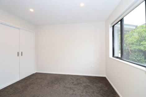 Photo of property in 14a Gulf Crest, Bucklands Beach, Auckland, 2012