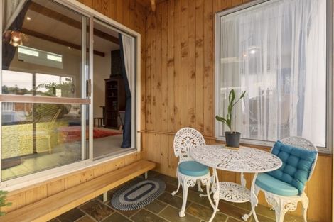 Photo of property in 111 Thomas Street, Stokes Valley, Lower Hutt, 5019