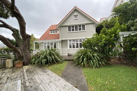 Photo of property in 7 Grove Road, Kelburn, Wellington, 6012