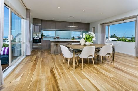 Photo of property in 8 Currey Crescent, Milford, Auckland, 0620