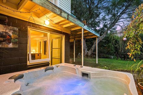 Photo of property in 424 Don Buck Road, Massey, Auckland, 0614