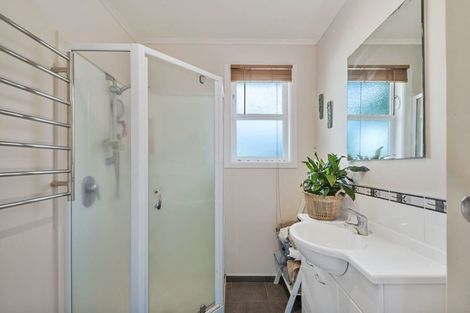 Photo of property in 37 Tongariro Road, Turangi, 3334